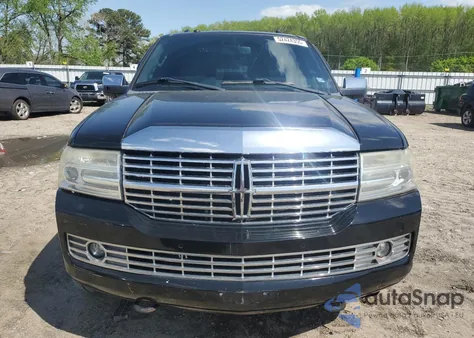 2009 Lincoln Navigator z USA, uszkodzony, nr VIN 5LMFU28549LJ01539